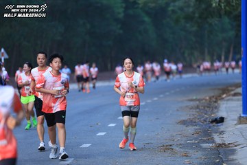 BINH DUONG NEW CITY HALF MARATHON 2024 - Ảnh #1750621