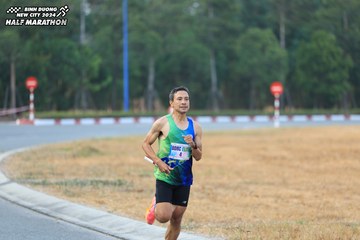 BINH DUONG NEW CITY HALF MARATHON 2024 - Ảnh #1735134