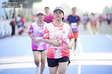 BINH DUONG NEW CITY HALF MARATHON 2024 - Ảnh #1759450