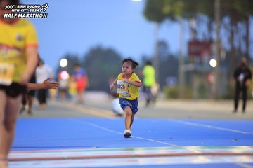 BINH DUONG NEW CITY HALF MARATHON 2024 - Ảnh #1728638