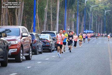 BINH DUONG NEW CITY HALF MARATHON 2024 - Ảnh #1756225