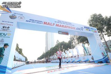 BINH DUONG NEW CITY HALF MARATHON 2024 - Ảnh #1821898