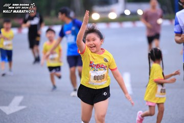 BINH DUONG NEW CITY HALF MARATHON 2024 - Ảnh #1726895