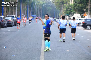 BINH DUONG NEW CITY HALF MARATHON 2024 - Ảnh #1756032