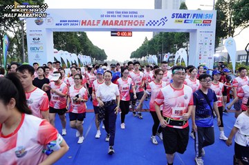 BINH DUONG NEW CITY HALF MARATHON 2024 - Ảnh #1770633