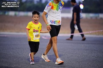 BINH DUONG NEW CITY HALF MARATHON 2024 - Ảnh #1725924
