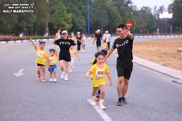 BINH DUONG NEW CITY HALF MARATHON 2024 - Ảnh #1727184