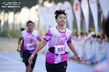BINH DUONG NEW CITY HALF MARATHON 2024 - Ảnh #1761695