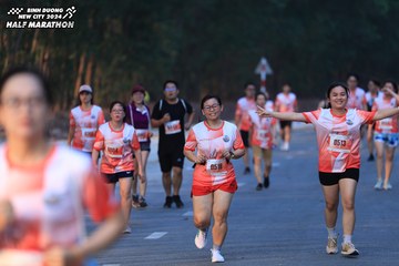 BINH DUONG NEW CITY HALF MARATHON 2024 - Ảnh #1772589
