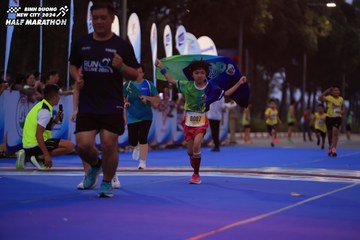 BINH DUONG NEW CITY HALF MARATHON 2024 - Ảnh #1729173