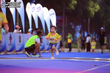 BINH DUONG NEW CITY HALF MARATHON 2024 - Ảnh #1729311