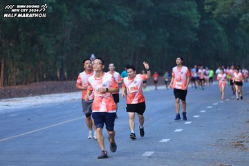 BINH DUONG NEW CITY HALF MARATHON 2024 - Ảnh #1750469