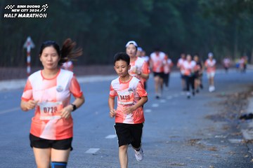 BINH DUONG NEW CITY HALF MARATHON 2024 - Ảnh #1750044