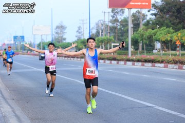 BINH DUONG NEW CITY HALF MARATHON 2024 - Ảnh #1770056