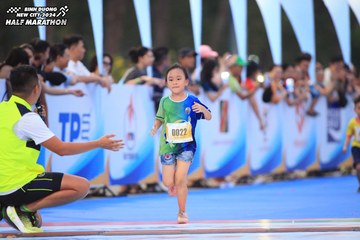BINH DUONG NEW CITY HALF MARATHON 2024 - Ảnh #1728985