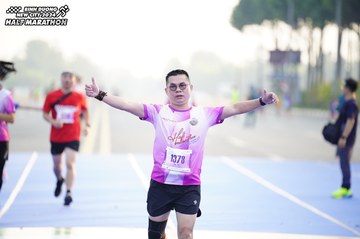 BINH DUONG NEW CITY HALF MARATHON 2024 - Ảnh #1757910