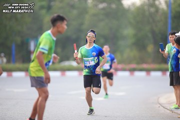 BINH DUONG NEW CITY HALF MARATHON 2024 - Ảnh #1736331