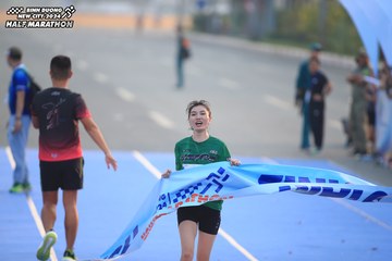 BINH DUONG NEW CITY HALF MARATHON 2024 - Ảnh #1739857