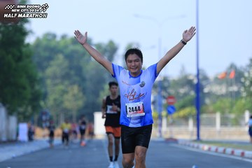 BINH DUONG NEW CITY HALF MARATHON 2024 - Ảnh #1765146