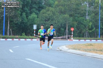 BINH DUONG NEW CITY HALF MARATHON 2024 - Ảnh #1735802