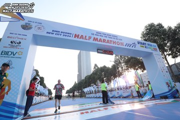 BINH DUONG NEW CITY HALF MARATHON 2024 - Ảnh #1738011
