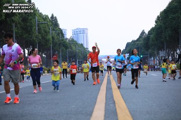BINH DUONG NEW CITY HALF MARATHON 2024 - Ảnh #1727809