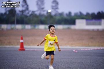 BINH DUONG NEW CITY HALF MARATHON 2024 - Ảnh #1725883