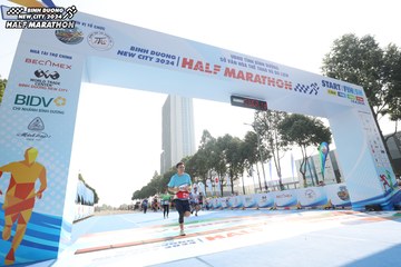 BINH DUONG NEW CITY HALF MARATHON 2024 - Ảnh #1819072