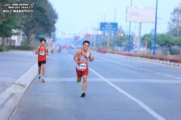 BINH DUONG NEW CITY HALF MARATHON 2024 - Ảnh #1764957