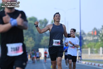 BINH DUONG NEW CITY HALF MARATHON 2024 - Ảnh #1765959