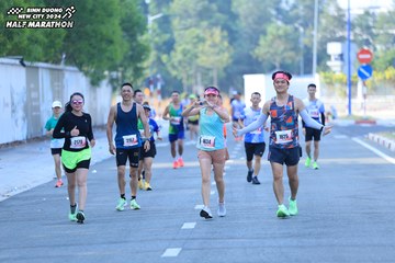 BINH DUONG NEW CITY HALF MARATHON 2024 - Ảnh #1770546