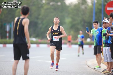 BINH DUONG NEW CITY HALF MARATHON 2024 - Ảnh #1736306