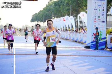 BINH DUONG NEW CITY HALF MARATHON 2024 - Ảnh #1760221