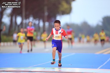 BINH DUONG NEW CITY HALF MARATHON 2024 - Ảnh #1728925