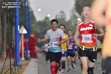 BINH DUONG NEW CITY HALF MARATHON 2024 - Ảnh #1741282