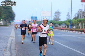 BINH DUONG NEW CITY HALF MARATHON 2024 - Ảnh #1768280