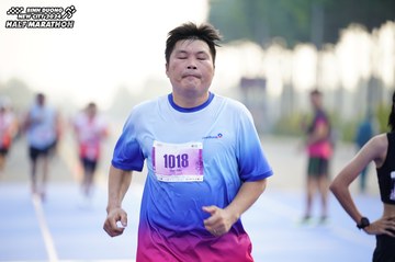 BINH DUONG NEW CITY HALF MARATHON 2024 - Ảnh #1758438