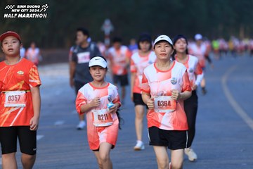 BINH DUONG NEW CITY HALF MARATHON 2024 - Ảnh #1772000