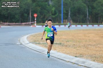BINH DUONG NEW CITY HALF MARATHON 2024 - Ảnh #1735213