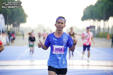 BINH DUONG NEW CITY HALF MARATHON 2024 - Ảnh #1761412
