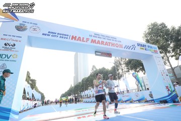 BINH DUONG NEW CITY HALF MARATHON 2024 - Ảnh #1822154