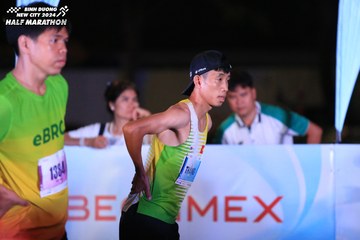 BINH DUONG NEW CITY HALF MARATHON 2024 - Ảnh #1737446
