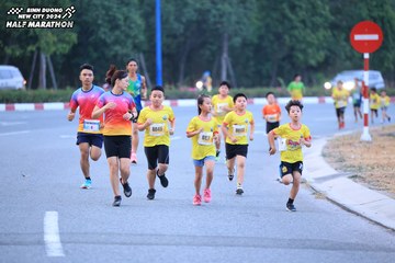 BINH DUONG NEW CITY HALF MARATHON 2024 - Ảnh #1726320