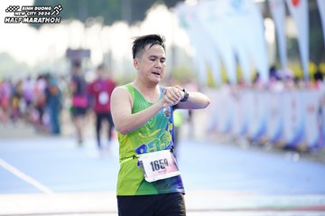 BINH DUONG NEW CITY HALF MARATHON 2024 - Ảnh #1759606