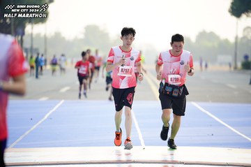 BINH DUONG NEW CITY HALF MARATHON 2024 - Ảnh #1761448