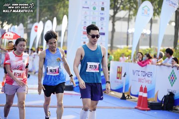 BINH DUONG NEW CITY HALF MARATHON 2024 - Ảnh #1762219