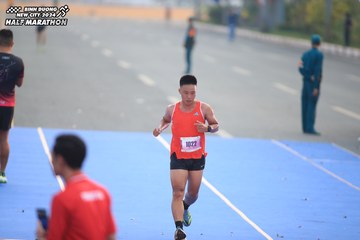 BINH DUONG NEW CITY HALF MARATHON 2024 - Ảnh #1738880