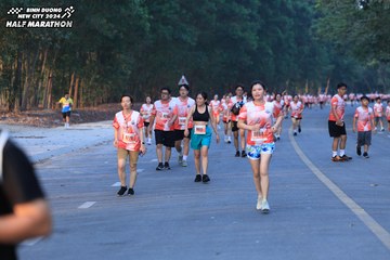 BINH DUONG NEW CITY HALF MARATHON 2024 - Ảnh #1772716