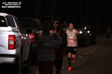 BINH DUONG NEW CITY HALF MARATHON 2024 - Ảnh #1740012
