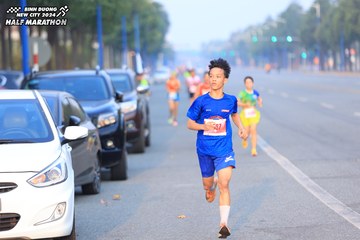 BINH DUONG NEW CITY HALF MARATHON 2024 - Ảnh #1739772